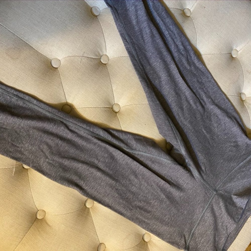 Women's Grey Cropped Lululemon Leggings Size 4